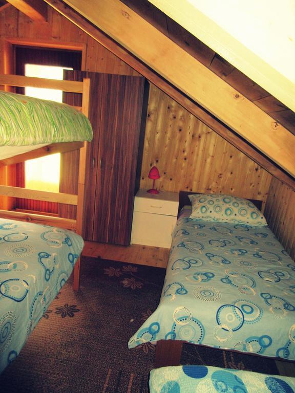 Хостел Kamp Rut Кобарид Экстерьер фото